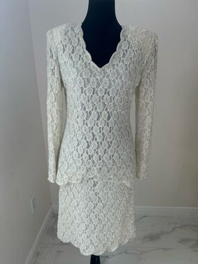 Laurence Kazar Vintage White Lace Beaded Wedding Dress, Size S